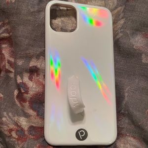 Opal iridescent Loopy case